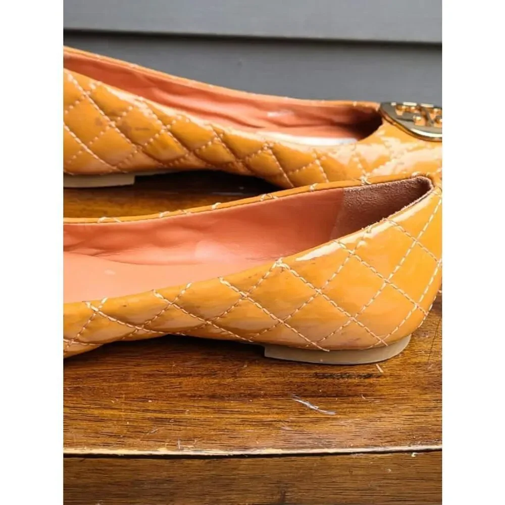 Tory Burch Reva Peach Quilted Patent Leather Flats size 7 NWT stained